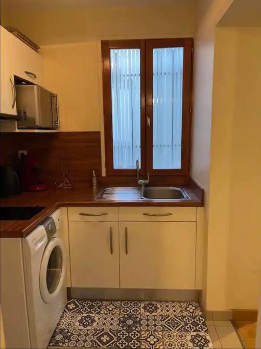 Quiet And Spacious Apartment Near Champs Elysees Párizs Kültér fotó