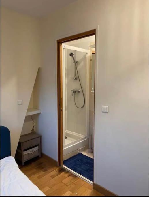 Quiet And Spacious Apartment Near Champs Elysees Párizs Kültér fotó
